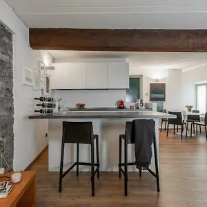  Apartment A Casa Nuccia By Solutions Italien