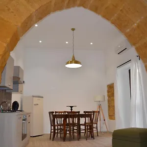  Apartment Ilgiardinodilina Italien